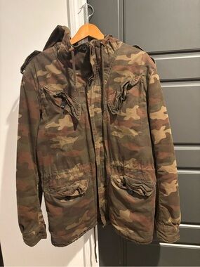 French Connection UK Men’s Military Jacket Camo Hooded Quilted Lined Size S